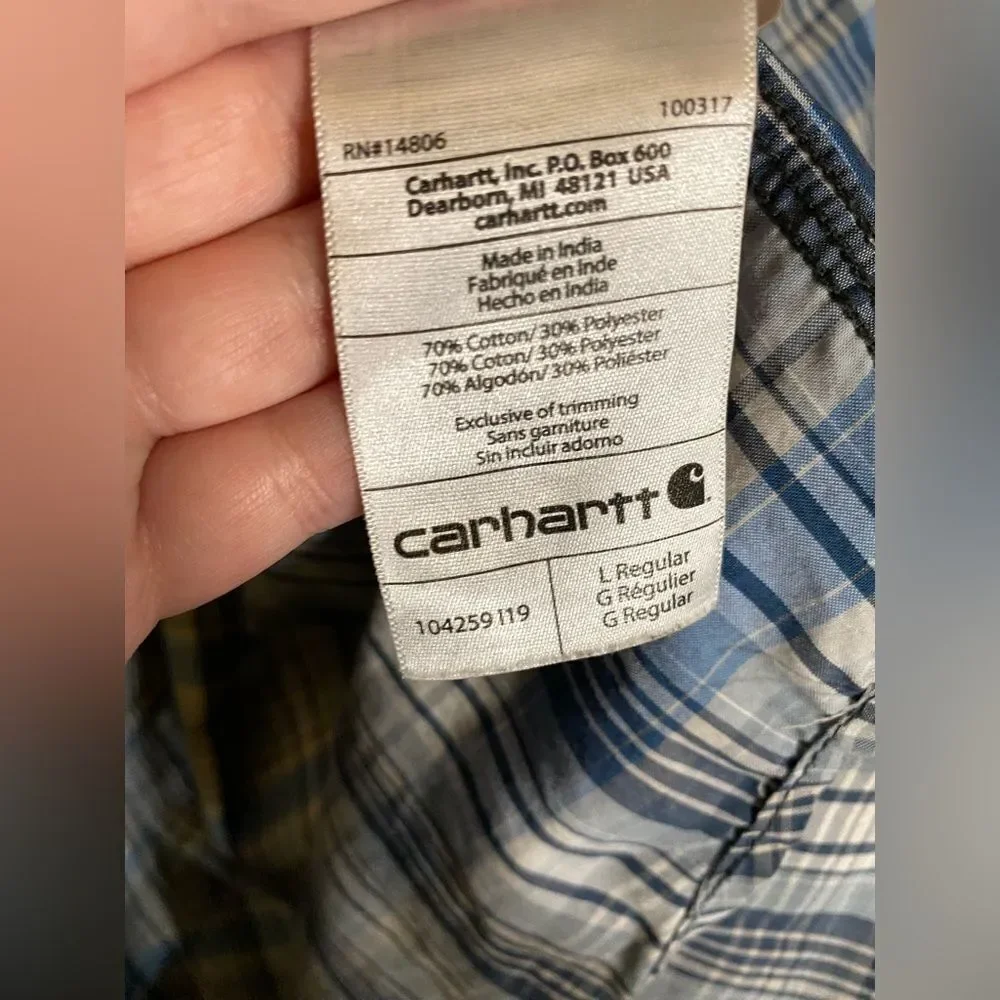 Carhartt button down - Picture 2 of 6